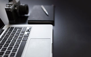 足球篮球数据库-【欧冠】伊利契奇+戈森斯破门 利物浦0比2亚特兰大